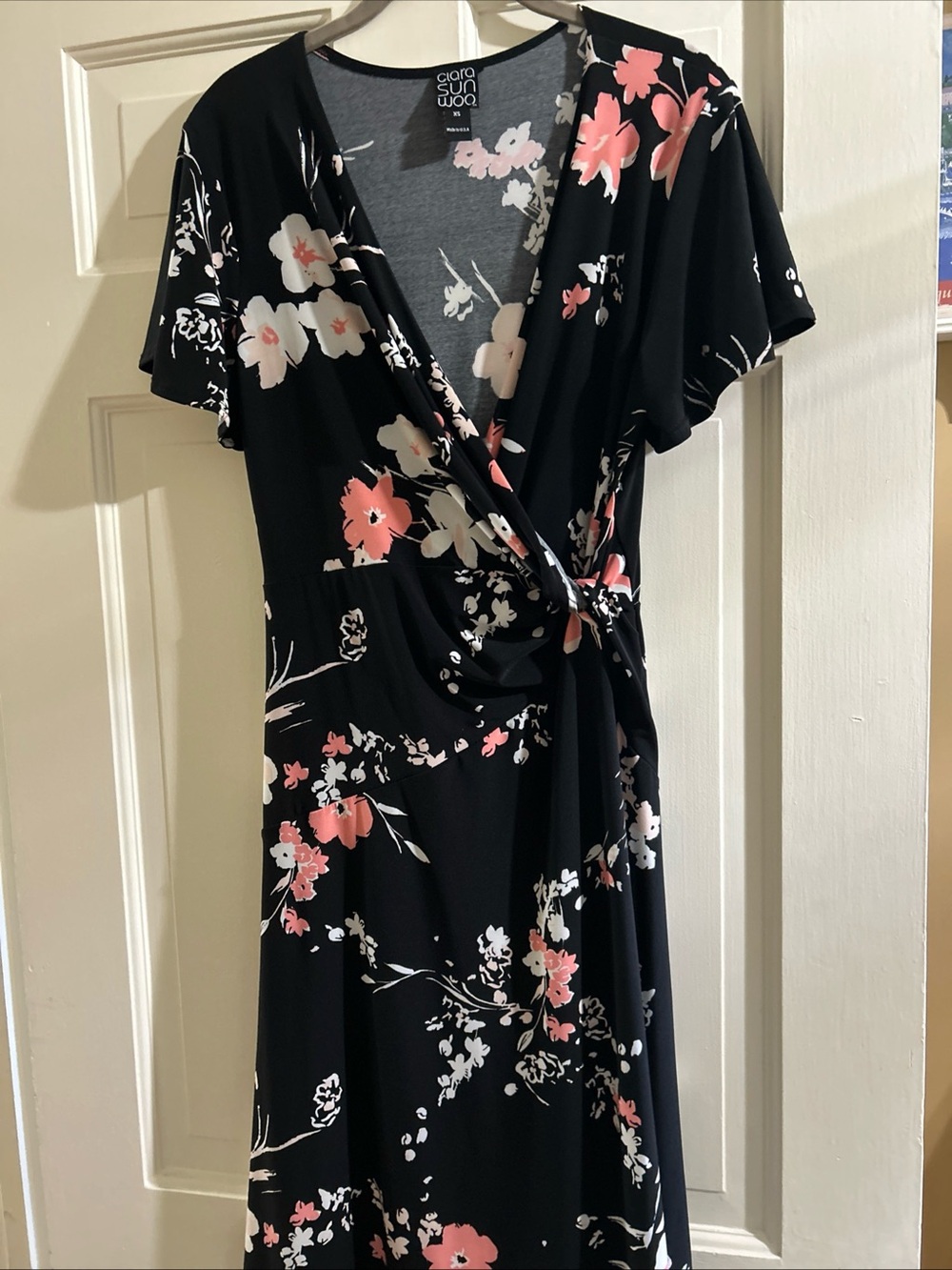 CLARA SUN WOO Size XS  Faux Wrap Black Pink White Flowers Packable! Midi Dress